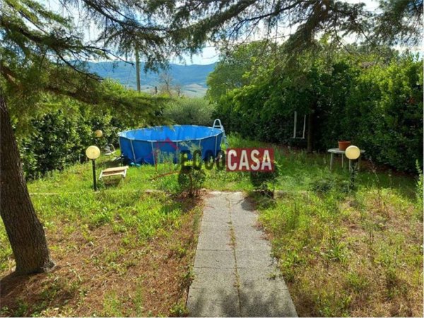 casa indipendente in vendita a Terricciola in zona Morrona