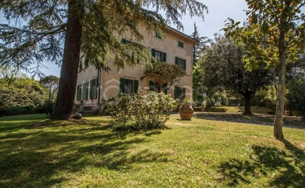 casa indipendente in vendita a Terricciola