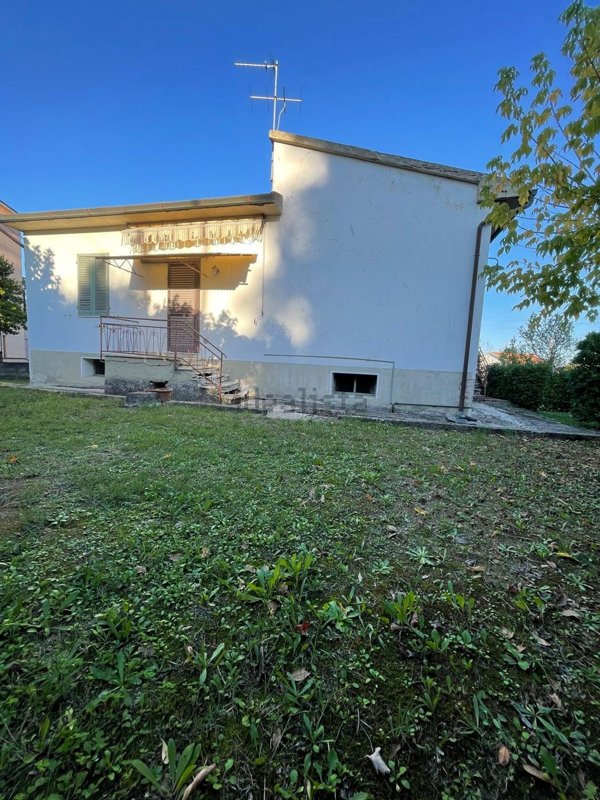 casa indipendente in vendita a Terricciola