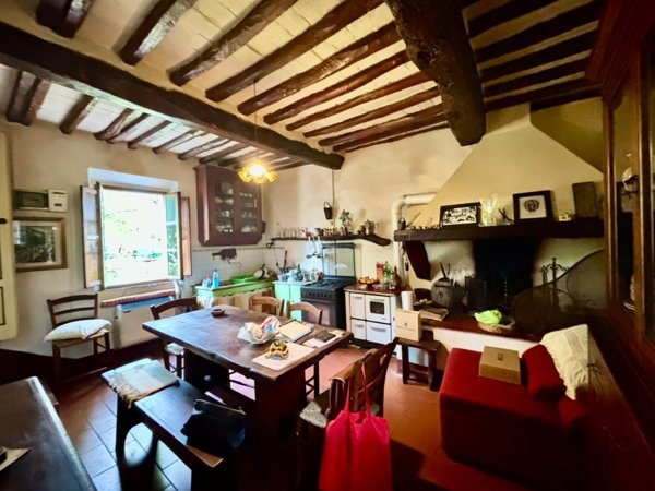 casale in vendita a Terricciola