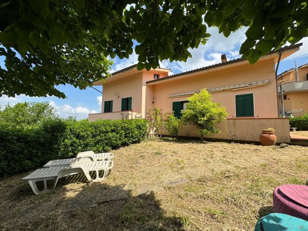 casa indipendente in vendita a Terricciola in zona Soianella