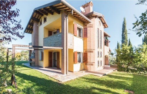 casa indipendente in vendita a Terricciola