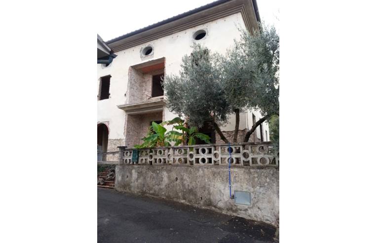 casa indipendente in vendita a Terricciola in zona Selvatelle