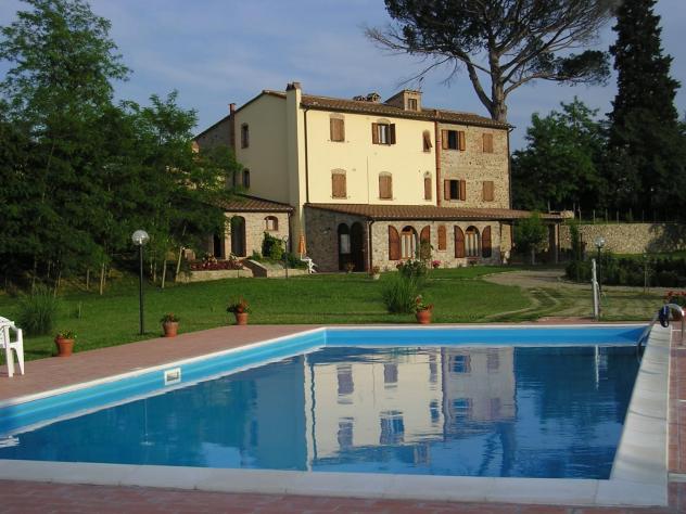 casa indipendente in vendita a Terricciola