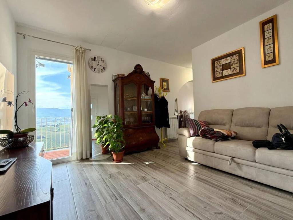 casa indipendente in vendita a Terricciola in zona Morrona