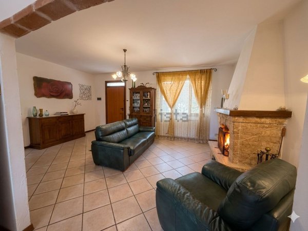 casa indipendente in vendita a Terricciola in zona La Rosa