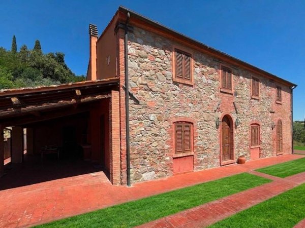 casa indipendente in vendita a Terricciola