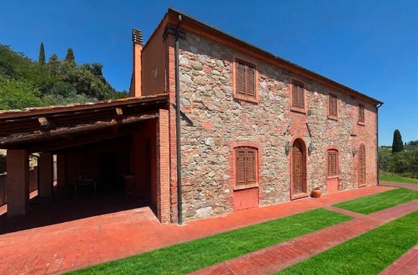casale in vendita a Terricciola
