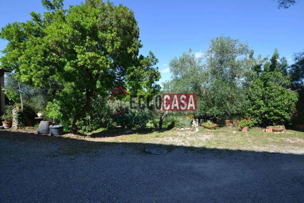 casa indipendente in vendita a Terricciola
