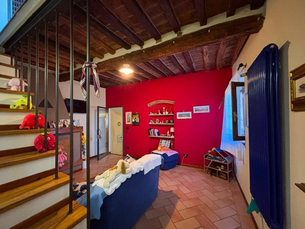 casa indipendente in vendita a Terricciola in zona Morrona