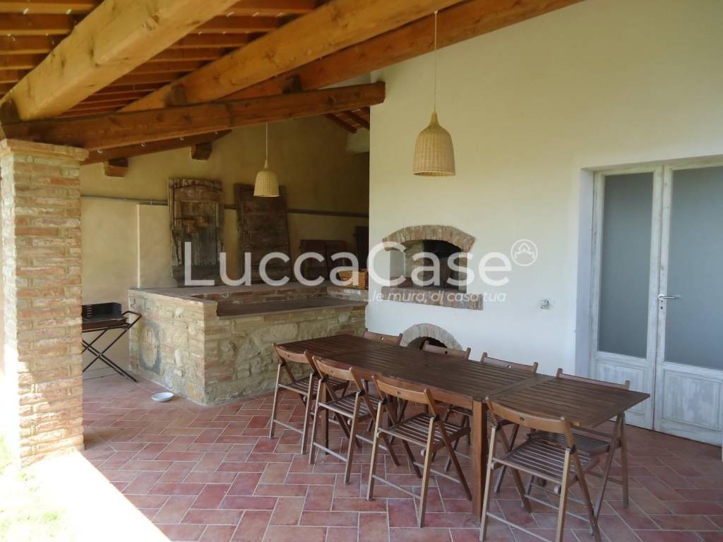 casa indipendente in vendita a Terricciola