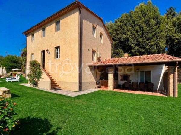 casa indipendente in vendita a Terricciola