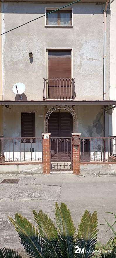 casa indipendente in vendita a Vecchiano in zona Avane