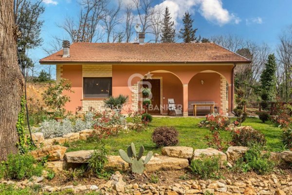 casa indipendente in vendita a Vecchiano
