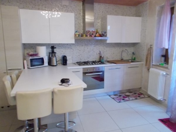 casa indipendente in vendita a Vecchiano