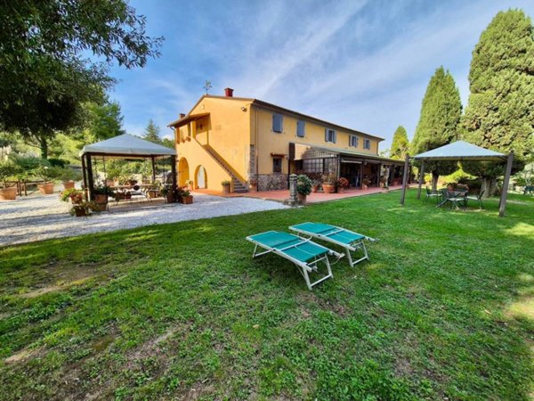 casa indipendente in vendita a Vecchiano in zona Nodica