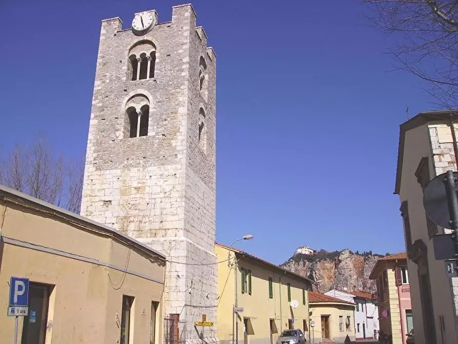 negozio in vendita a Vecchiano