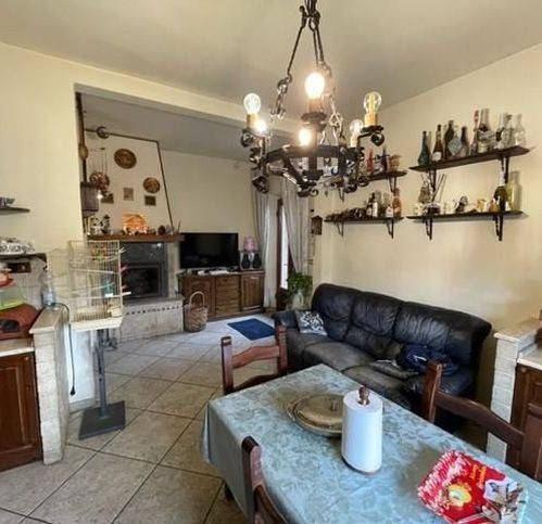 casa indipendente in vendita a Vecchiano in zona Filettole