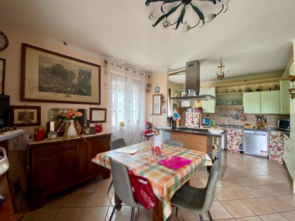 casa indipendente in vendita a Vecchiano in zona Nodica