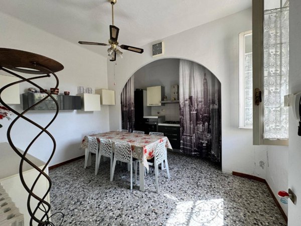 casa indipendente in vendita a Vecchiano
