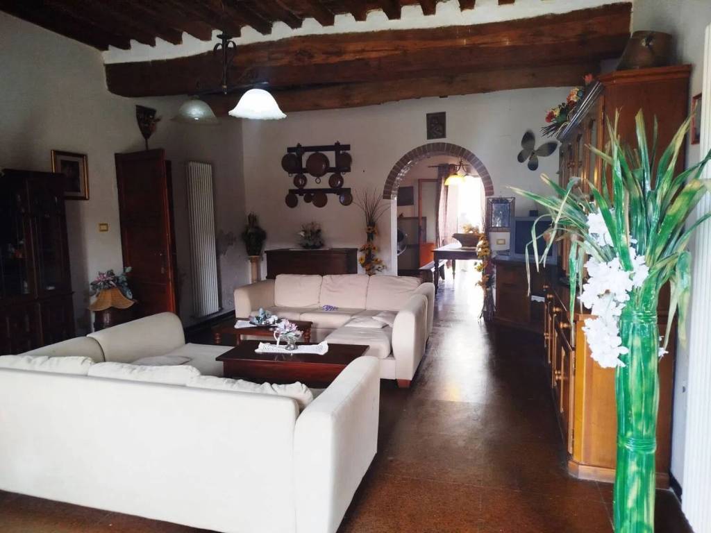 casa indipendente in vendita a Vecchiano