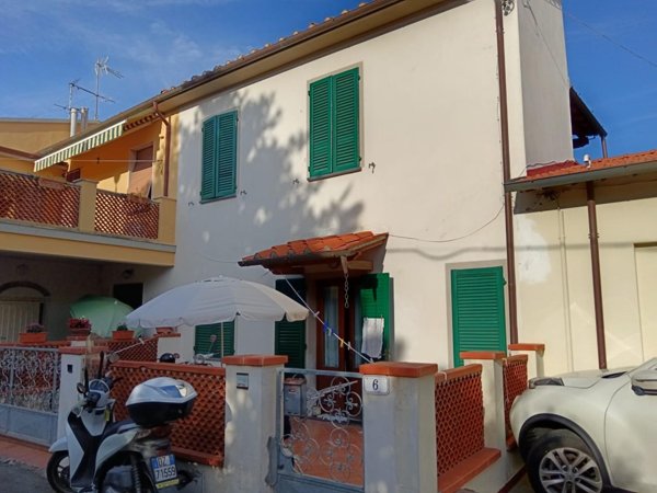 casa indipendente in vendita a Vecchiano
