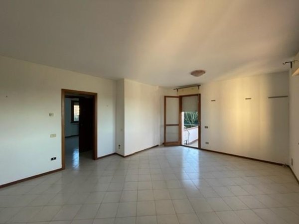 appartamento in vendita a Vecchiano in zona Avane