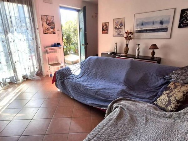 casa indipendente in vendita a Vecchiano in zona Nodica