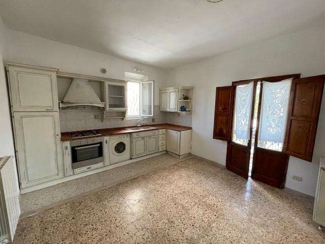 intera palazzina in vendita a Vecchiano