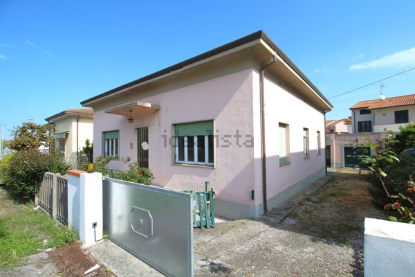 quadrivano in vendita a Vecchiano