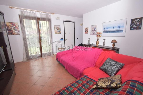 casa indipendente in vendita a Vecchiano in zona Nodica