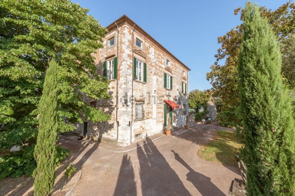 villa in vendita a Vecchiano in zona Filettole