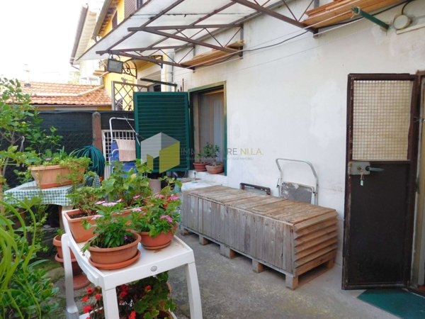 casa indipendente in vendita a Vecchiano in zona Avane