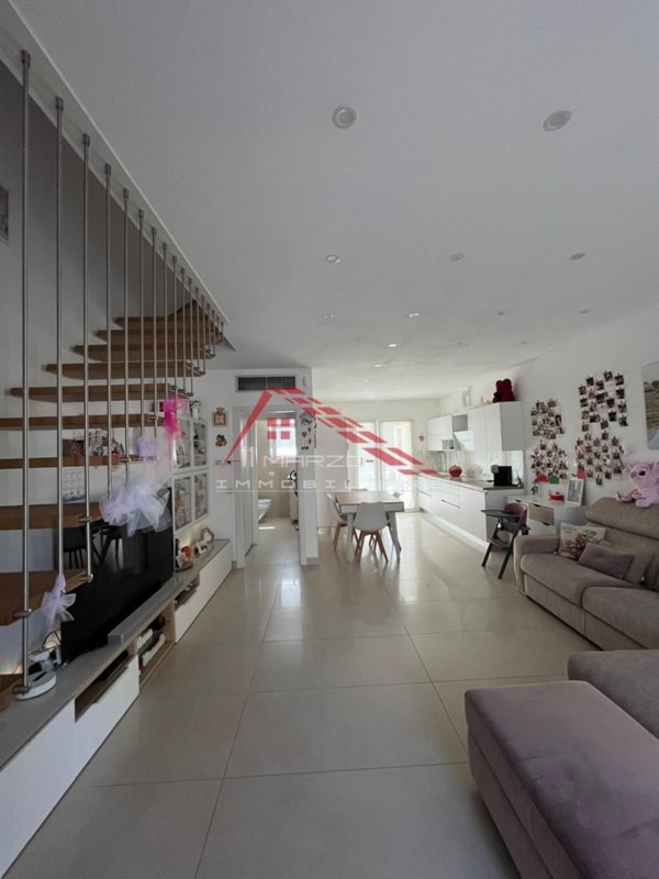 casa indipendente in vendita a Vecchiano in zona Nodica