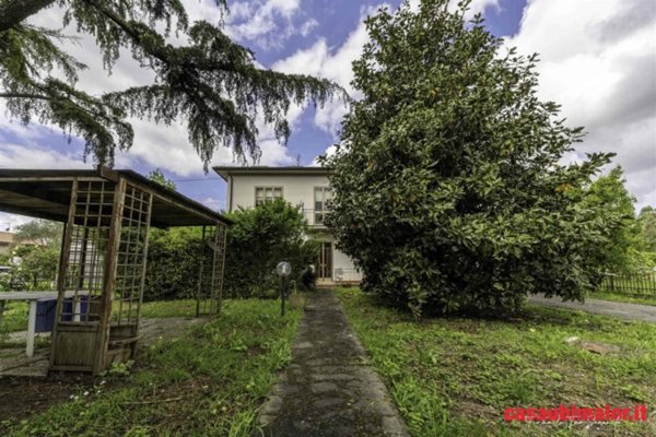 casa indipendente in vendita a Vecchiano