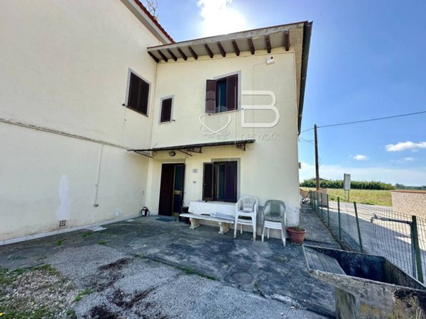 casa indipendente in vendita a Vecchiano