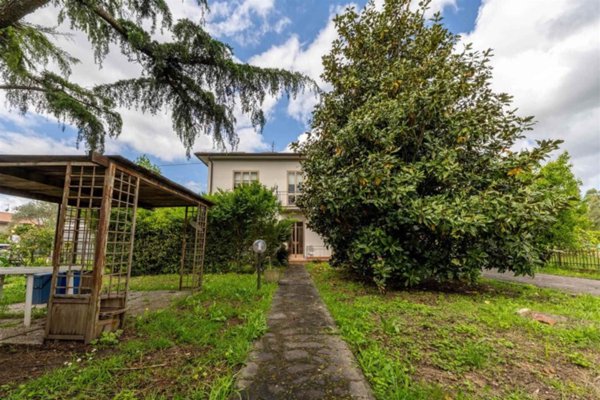 casa indipendente in vendita a Vecchiano