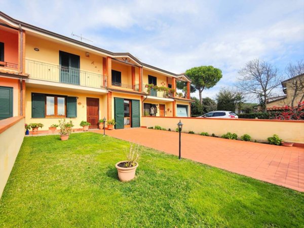 casa indipendente in vendita a Vecchiano