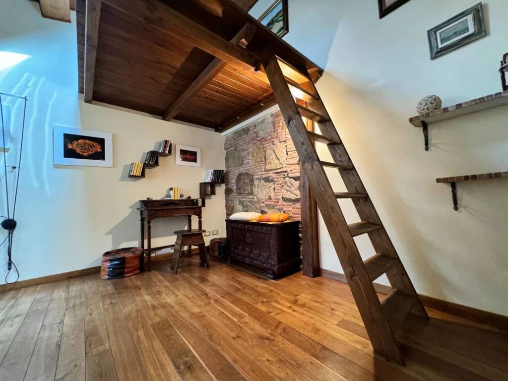 appartamento in vendita a Vecchiano in zona Avane