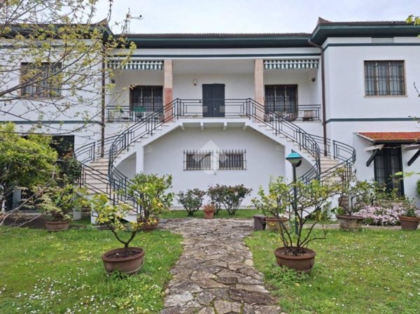 casa indipendente in vendita a Vecchiano in zona Nodica