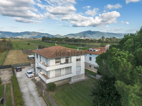 casa indipendente in vendita a Vecchiano