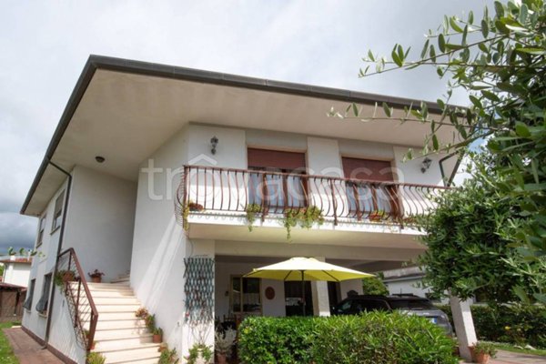 casa indipendente in vendita a Vecchiano