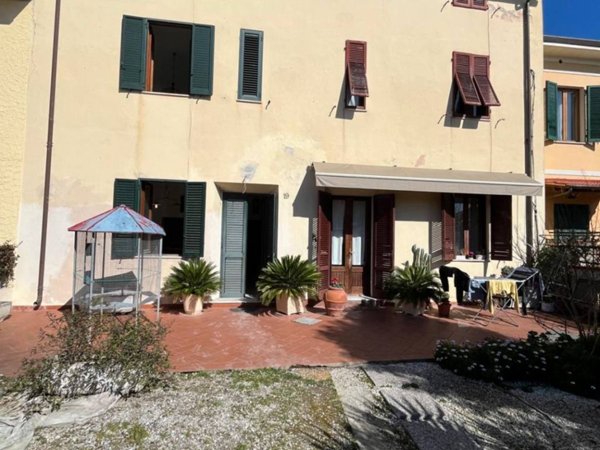 casa indipendente in vendita a Vecchiano in zona Nodica