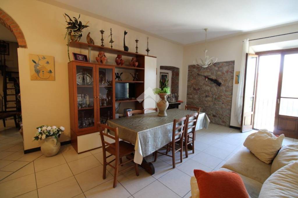 casa indipendente in vendita a Vecchiano in zona Nodica