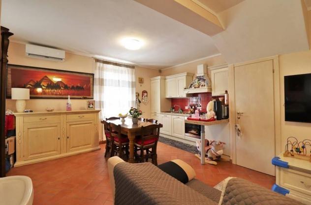 casa indipendente in vendita a Vecchiano in zona Avane