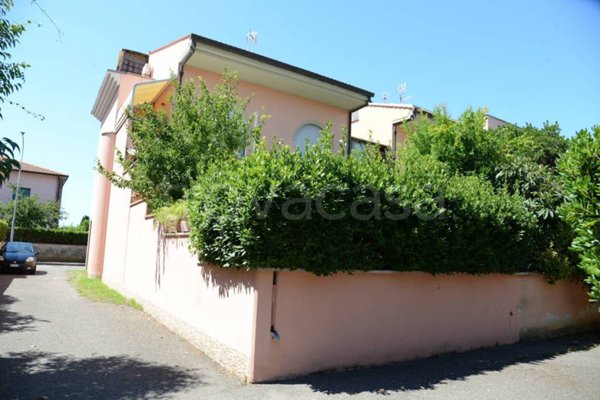 casa indipendente in vendita a Vecchiano