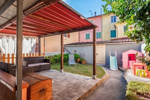 casa indipendente in vendita a Vecchiano in zona Nodica