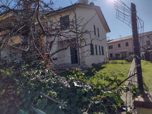 casa indipendente in vendita a Vecchiano