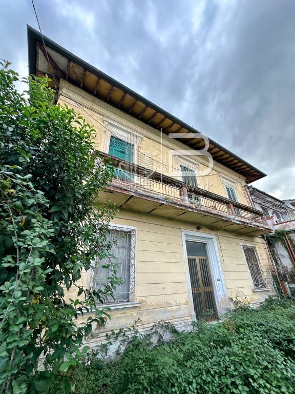 casa indipendente in vendita a Vecchiano