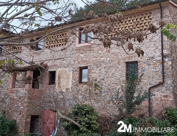 casa semindipendente in vendita a Vecchiano